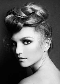 © Paul Paterson - Ishi Salon HAIR COLLECTION